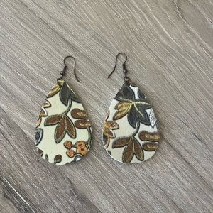 Teardrop Patterned Earrings